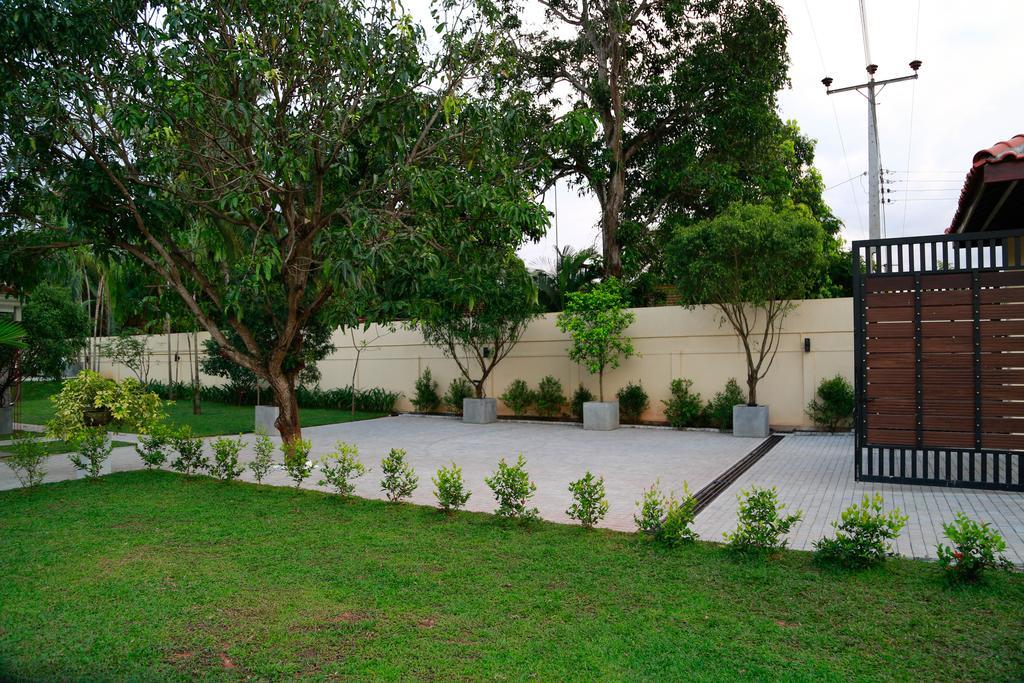 Tranquil Negombo Boutique Exterior foto