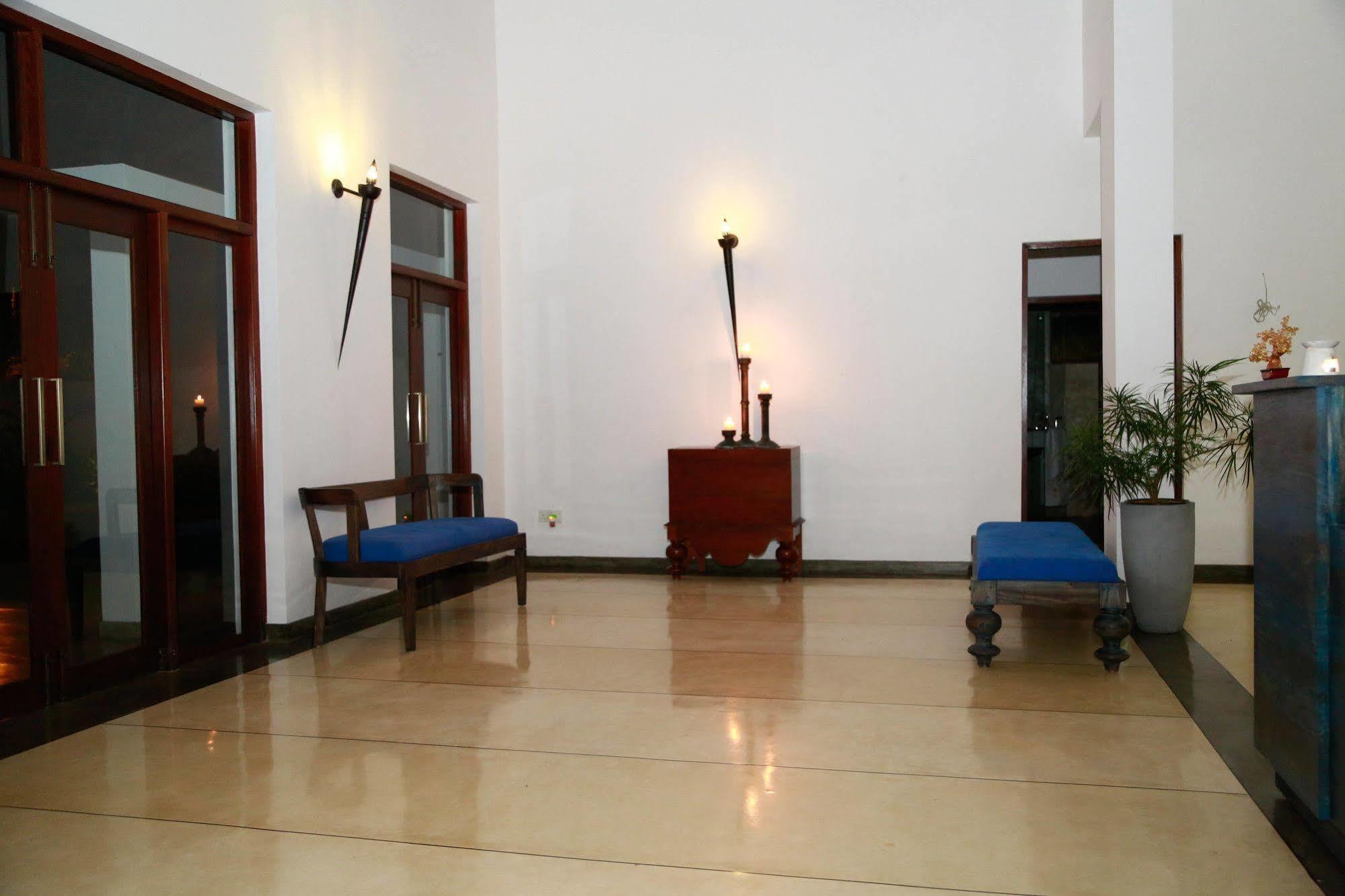Tranquil Negombo Boutique Exterior foto