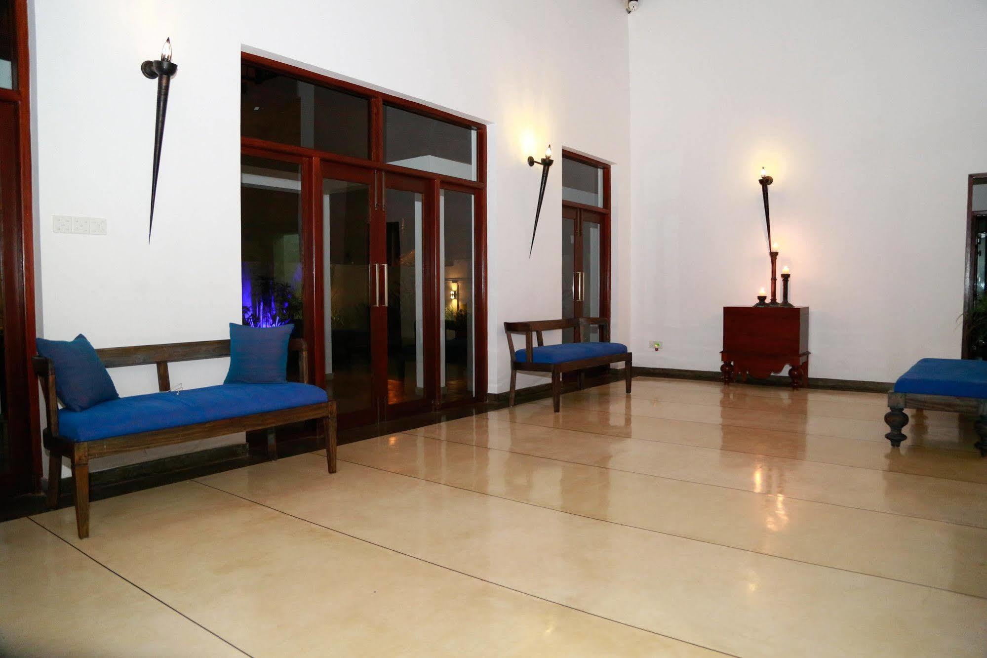 Tranquil Negombo Boutique Exterior foto